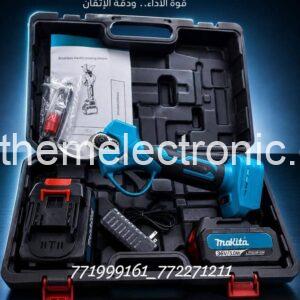 مقص تقليم اغصان الأشجار